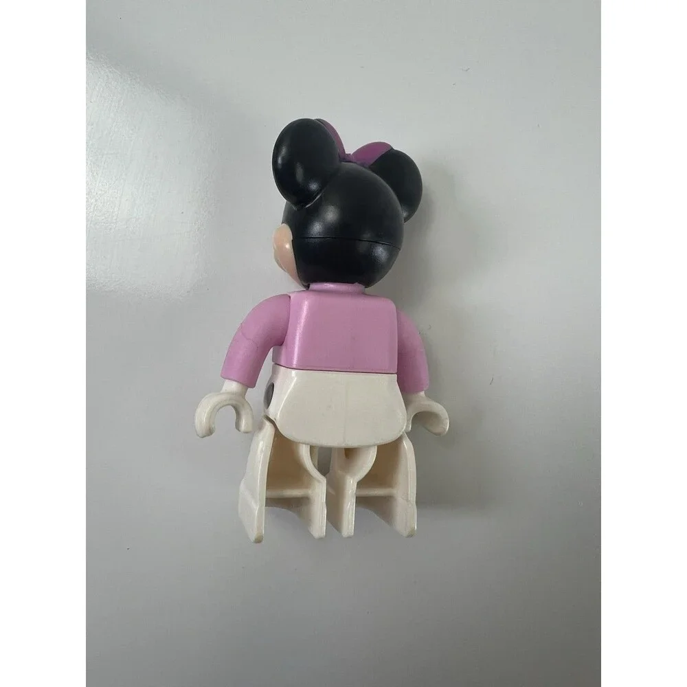 LEGO Duplo Disney Minnie Mouse Figure Minnie's Bowtique Pink Bow Shirt